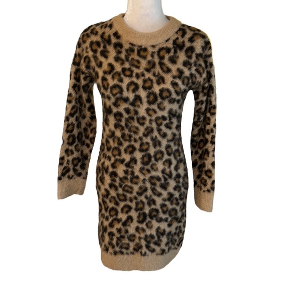 Harper Heritage Francesca’s Leopard Animal Print Fuzzy Sweater Mini Dress - XS - Picture 3 of 12